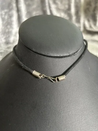 VTG Rolling Stones Guitar Pick Necklace Choker image indicator(4)