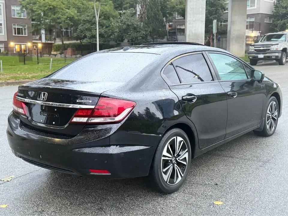 2014 Honda Civic Touring image indicator(7)