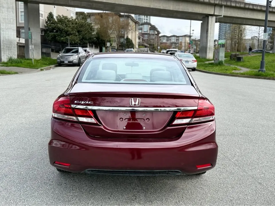 2015 Honda Civic image indicator(7)