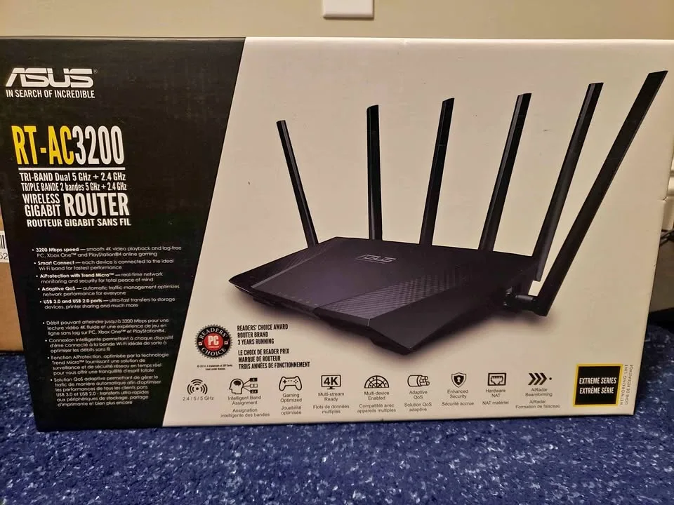 Asus Rt-AC3200 Router (Tri-Band Dual 5Ghz + 2Ghz)