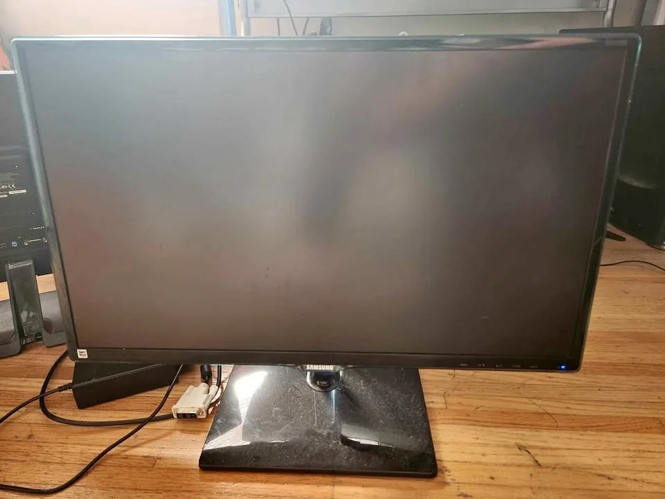 Samsung Monitor For Repair