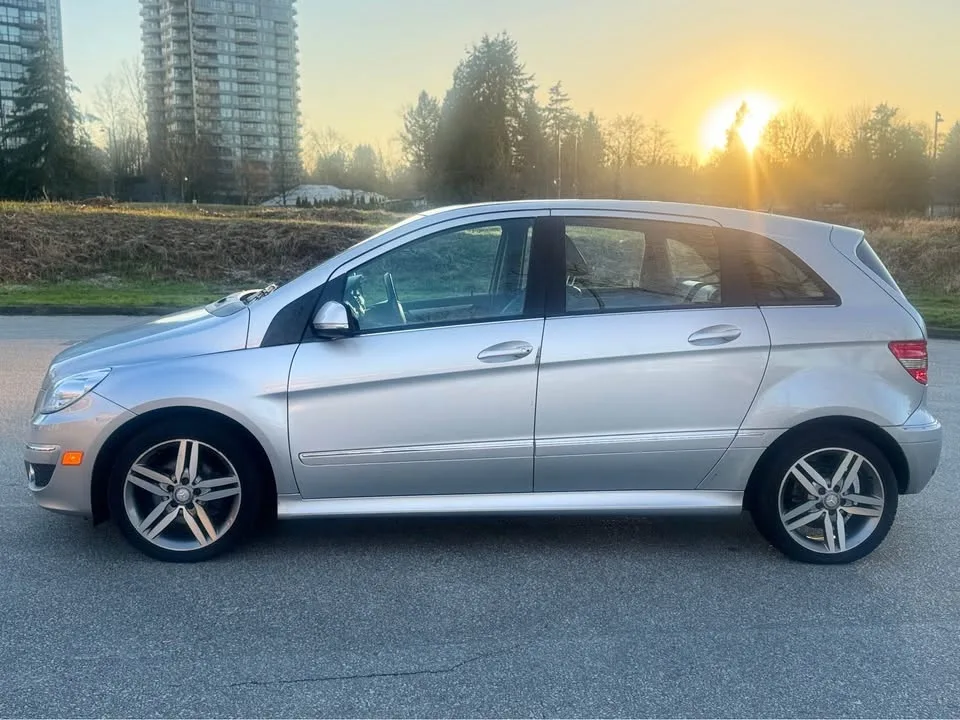 2011 Mercedes-Benz B-Class Hatchback - 104000 KM image indicator(10)