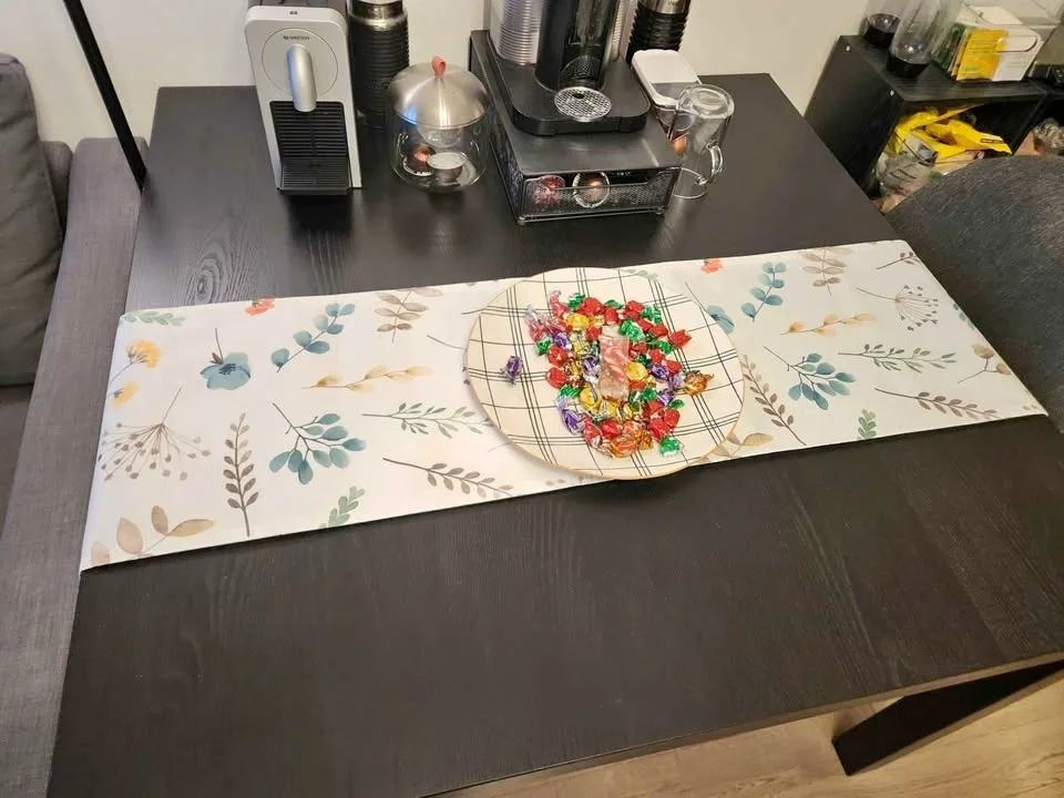 Ikea Dinning table Bjursta (discontinued)