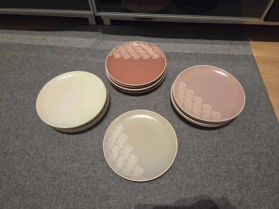 Ceramic plates