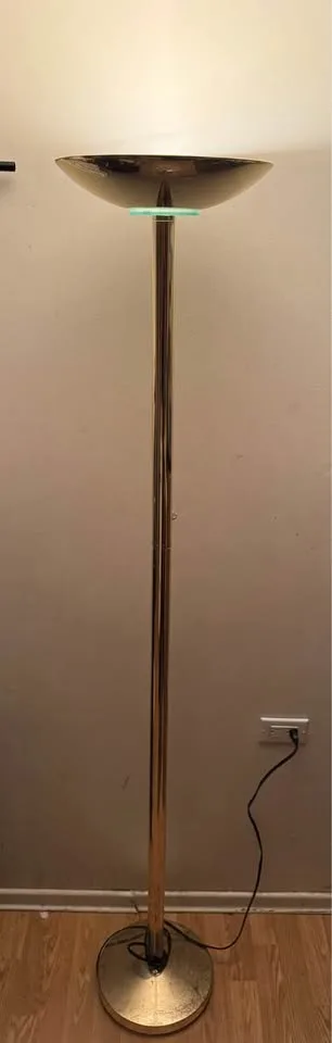 2 Floor lamps (Black & Gold) image indicator(3)