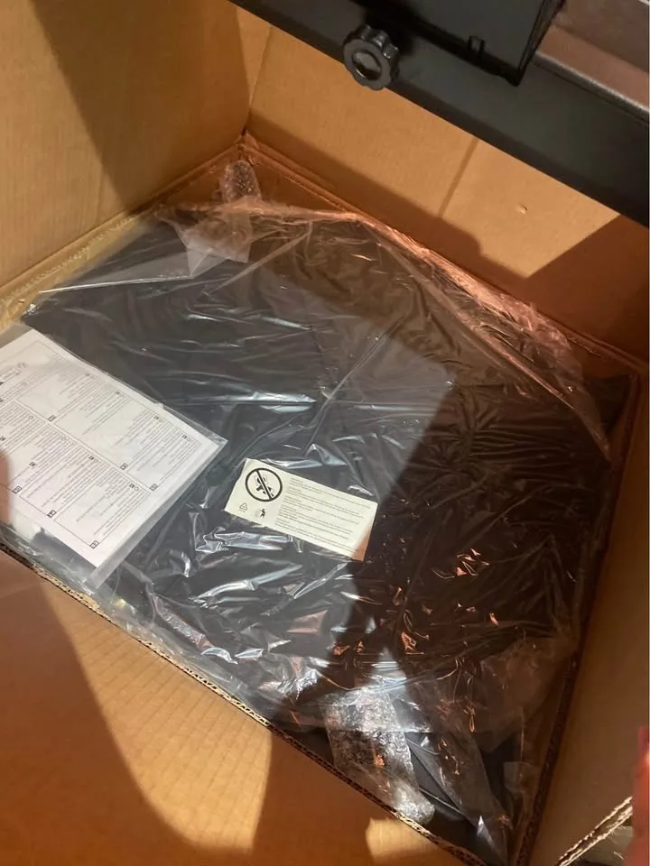 NEW-Outsunny Tumbling Compost Bin- GREEN COLOR NOT ORANGE image indicator(4)