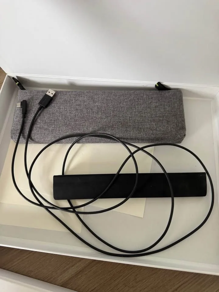 Wacom intuos pro + paper edition (graphic tablet) image indicator(3)