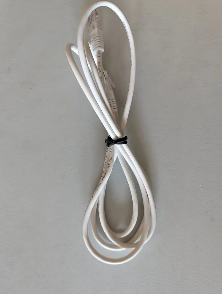 CAT 6 RJ45 Cable – 26 AWG White – 5.5 ft thumbnail