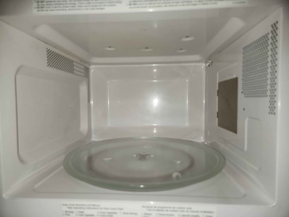Panasonic Microwave - photo 2