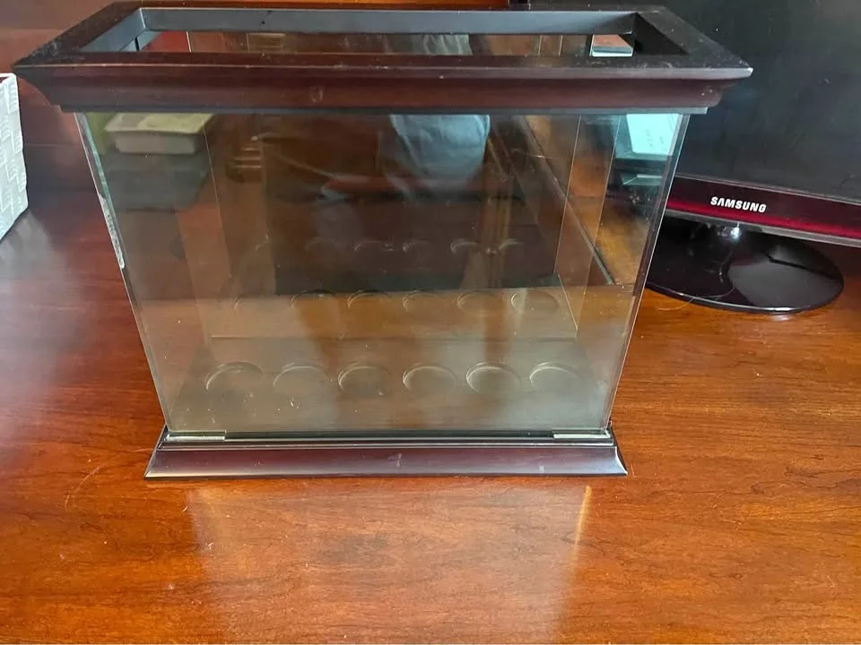 Beautiful glass tea light holder