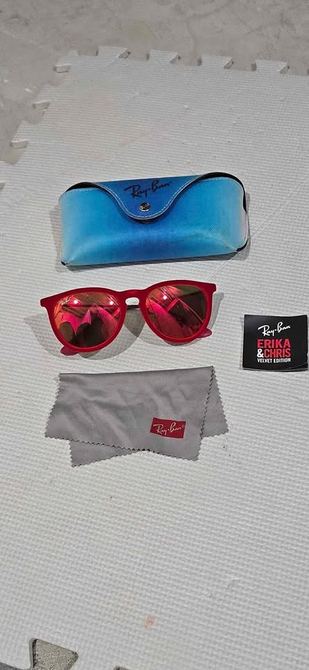 Ray-Ban Erika RB4171 6075/6G Sunglasses with Case