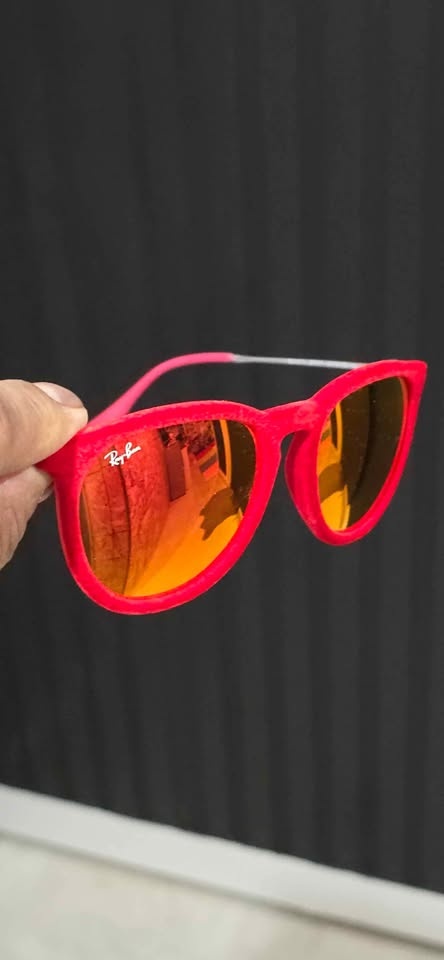 Ray-Ban Erika RB4171 6075/6G Sunglasses with Case - photo 3