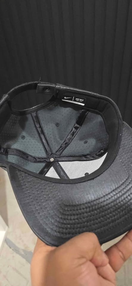 Nike LeBron James Hat - Black - photo 3