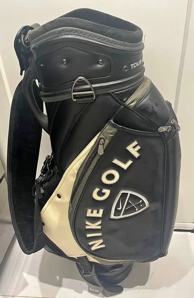 Nike Staff Tour Accuracy Golf Bag
