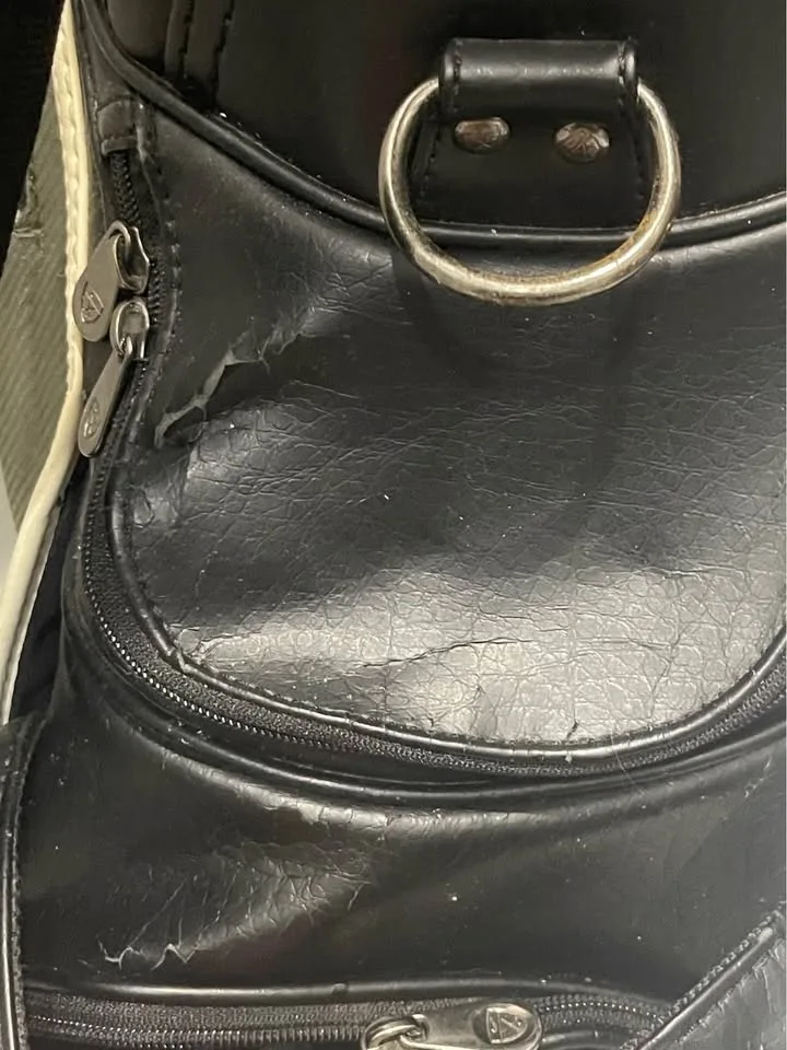 Nike Staff Tour Accuracy Golf Bag image indicator(8)