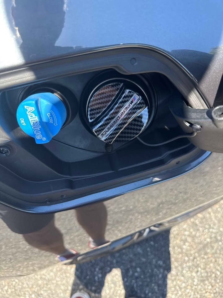 BMW M Performance Fuel Cap Cover - Carbon Fiber Style - photo 4