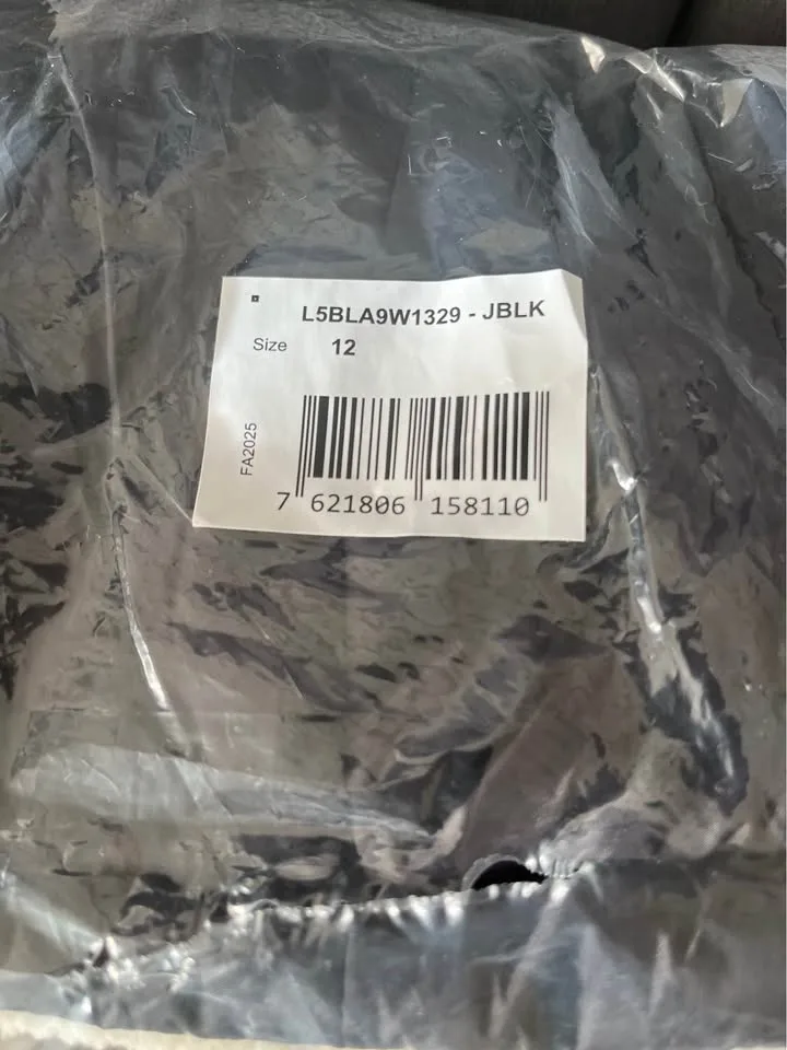 New Guess Reversible jacket kids size 12 image indicator(6)