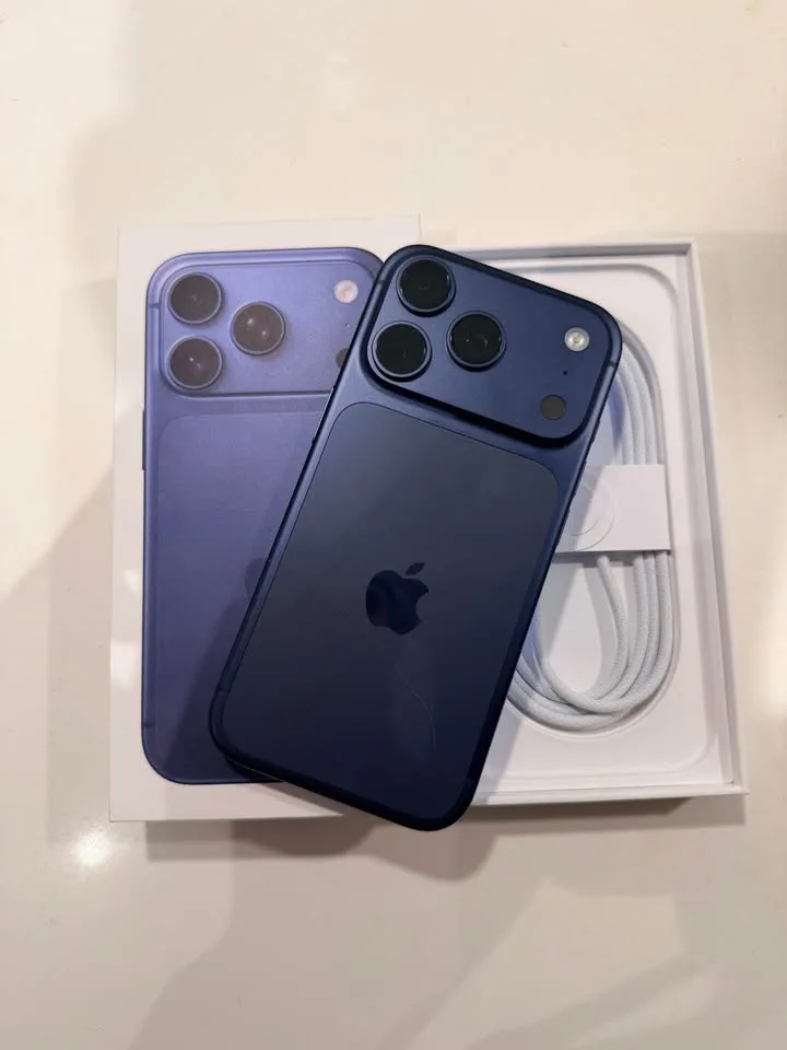 iPhone 17 Pro | 512GB | Deep Blue | Unlocked | FIRM PRICE | New image indicator(4)
