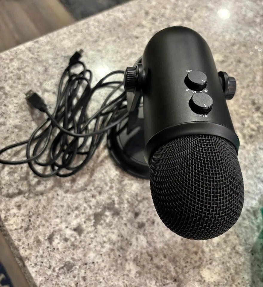 Blue Yeti USB Mic
