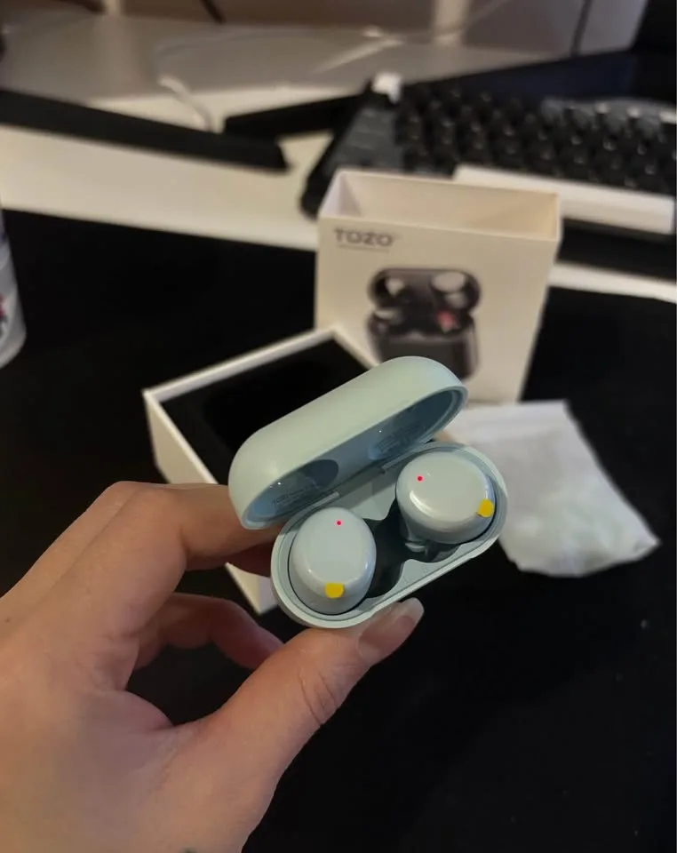 TOZO T6 Wireless Earbuds - Blue image indicator(2)