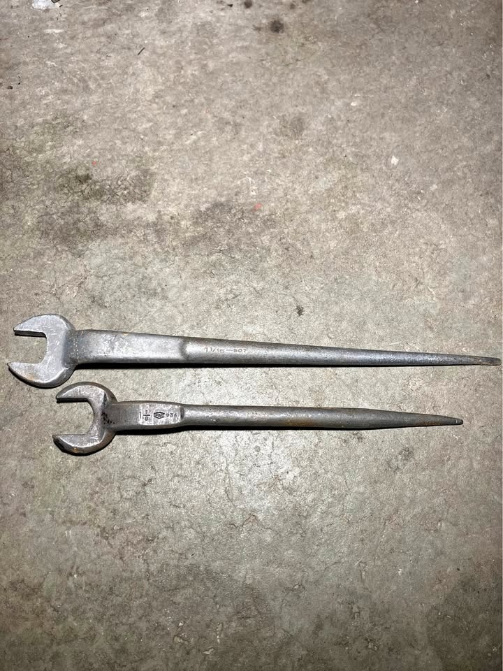 Vintage Spud Wrenches 1 1/16” 1 1/8”