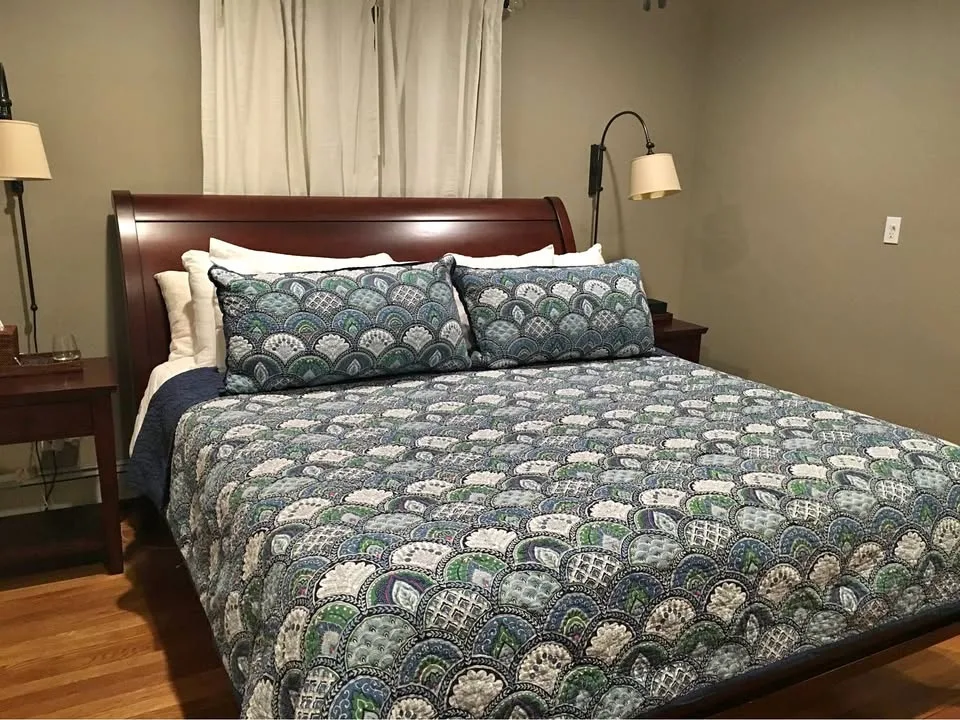 Pottery Barn Valencia King Size Bedroom Set