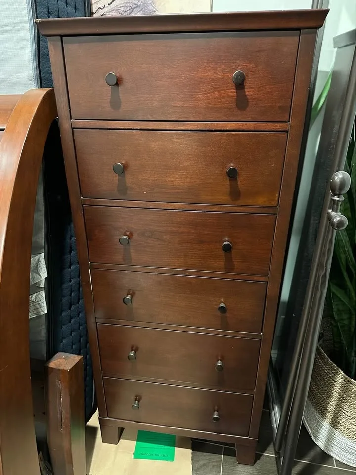 Pottery Barn Valencia King Size Bedroom Set image indicator(5)