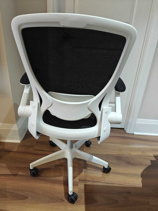 Office chair - photo 2