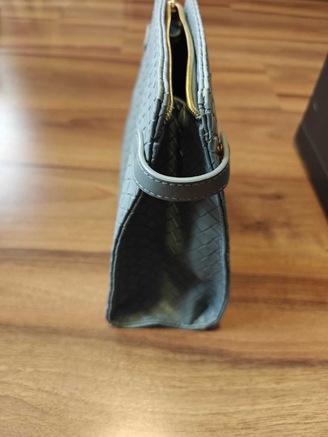 Moroccan Oil brand pouch - photo 3