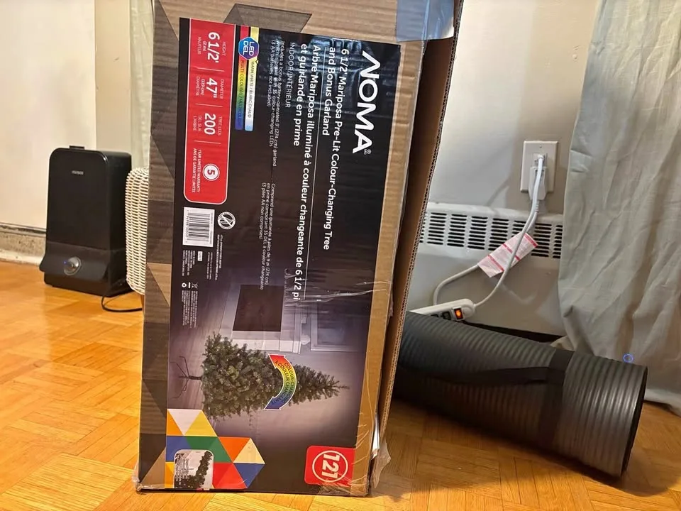 6ft pre lit xmas tree color changing