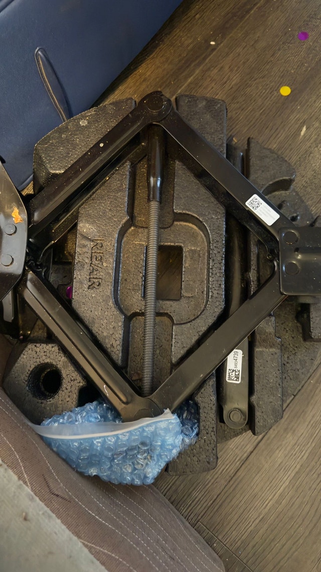 car jack