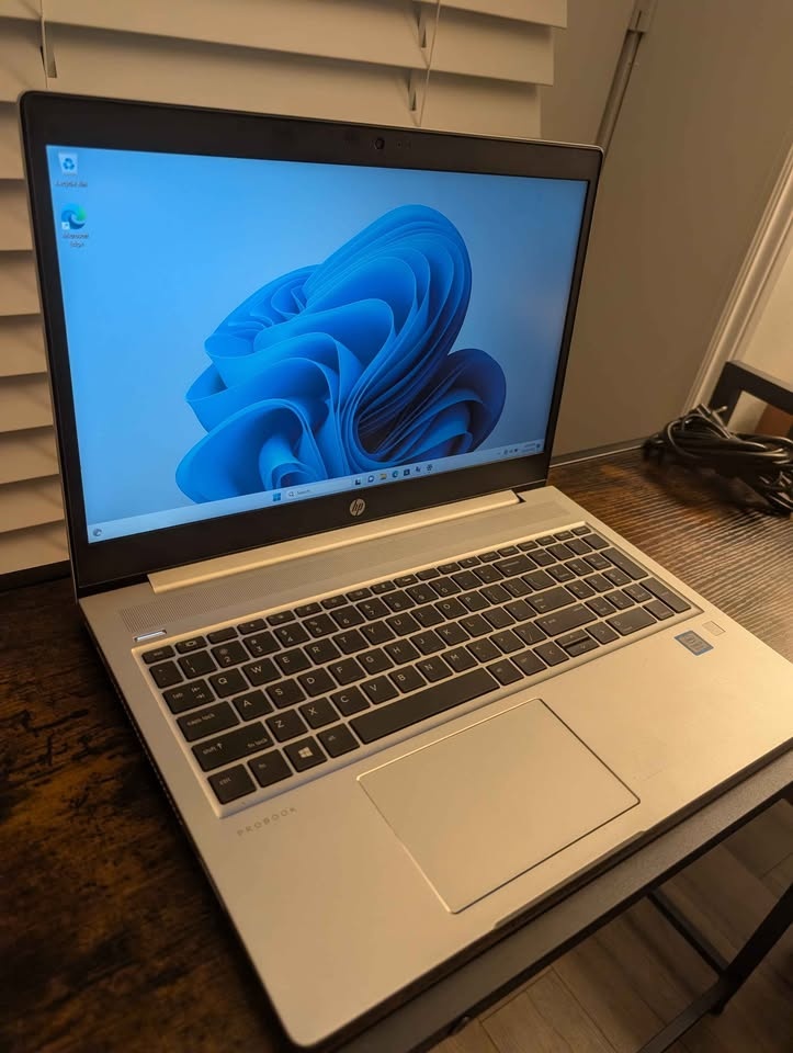 HP ProBook 450 G4 – i7 8th Gen / 8GB / 256GB SSD / Nvidia – 15.6 - photo 2