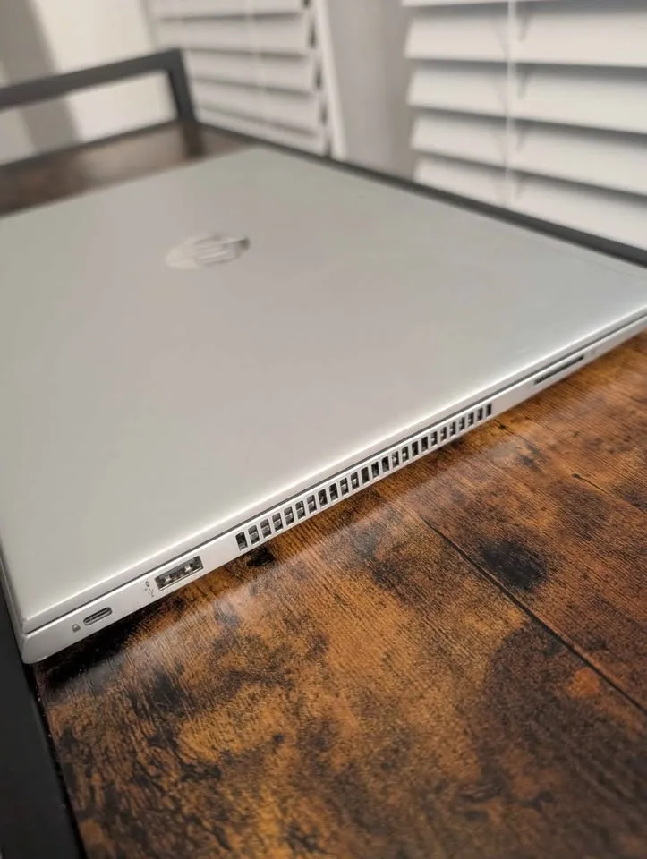 HP ProBook 450 G4 – i7 8th Gen / 8GB / 256GB SSD / Nvidia – 15.6 image indicator(5)