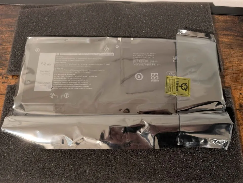 JHT2H 52Wh Battery (Dell Latitude 7310/7410) image indicator(3)