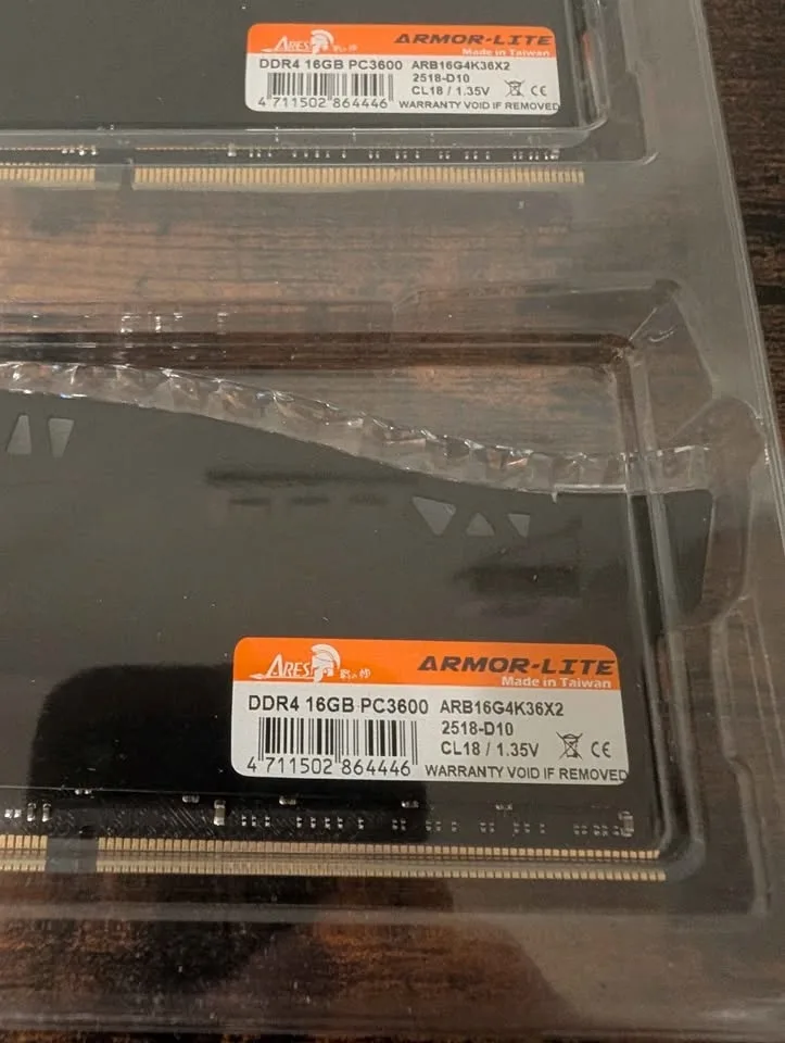 DATO 32GB - 16GB x2 DDR4 RGB RAM (3200MHz) image indicator(4)