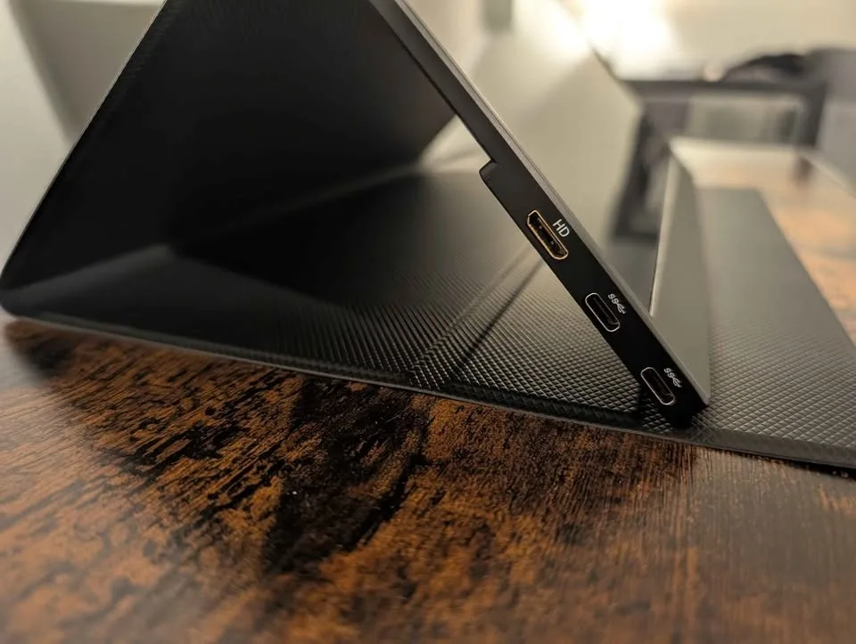 ZSCMALLS 15” Portable Monitor image indicator(3)