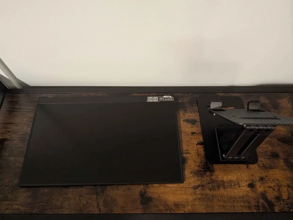 Ingnok 15.6” Portable Monitor (1080p FHD) image indicator(10)