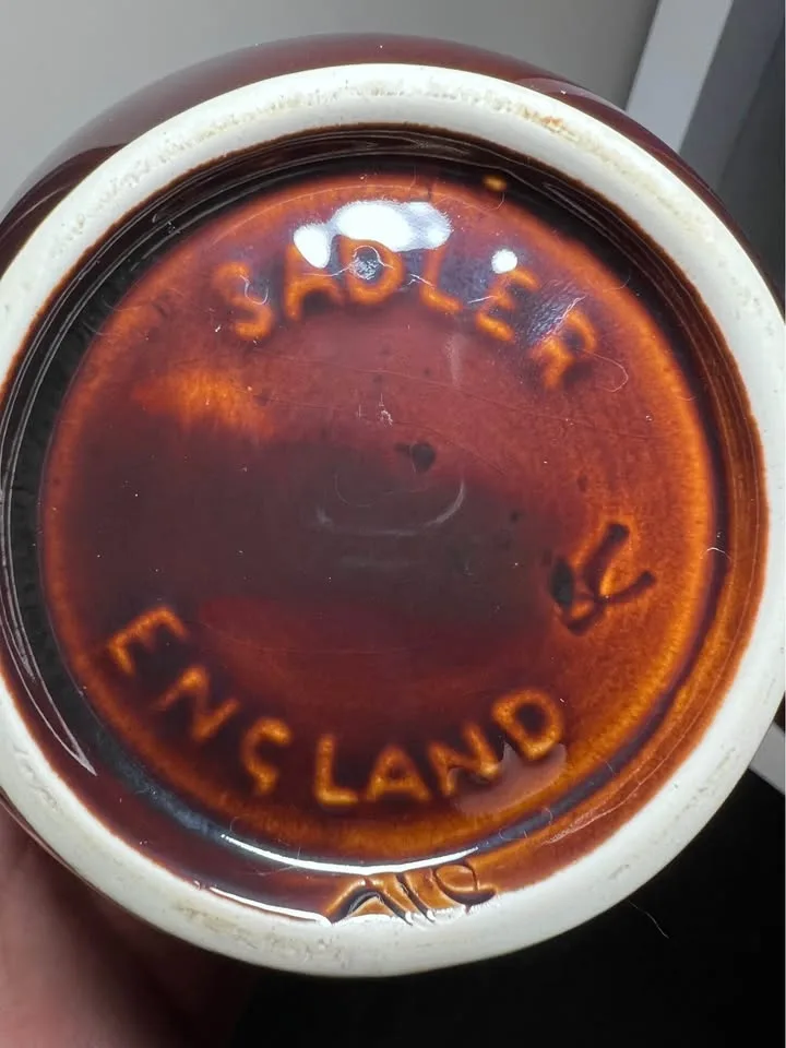 Sadler "Brown Betty" style teapot England #cleanout image indicator(7)
