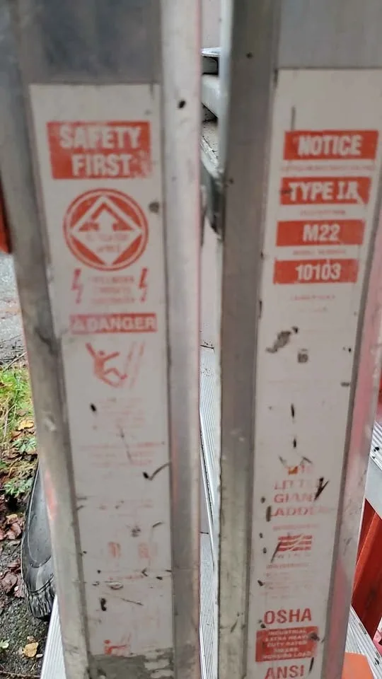 Little Giant ladder image indicator(2)