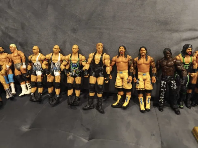 WWE Figurines Mattel & Jakks Pacific (56 Wrestlers $10 Each) image indicator(4)