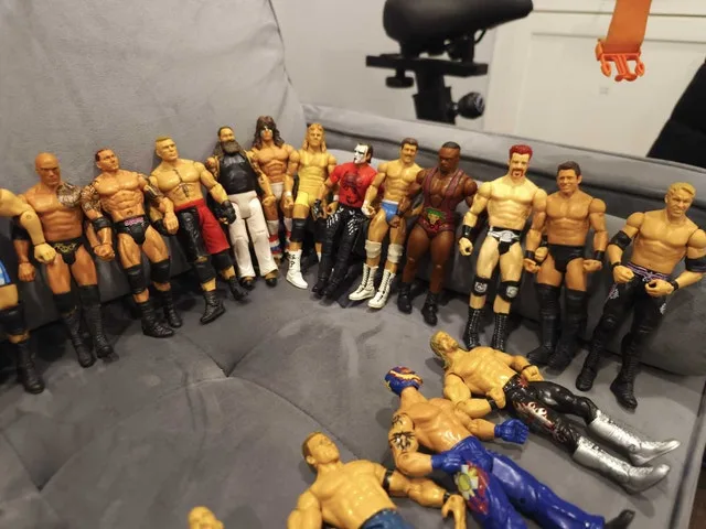 WWE Figurines Mattel & Jakks Pacific (56 Wrestlers $10 Each) image indicator(7)