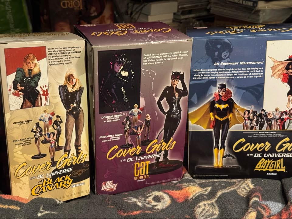 Adam Hughes statues lot! Best deal in the Internet world!! Great - photo 3