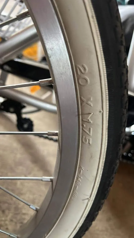 Mantis Tri-Rad Folding Adult Tricycle/Trike image indicator(6)