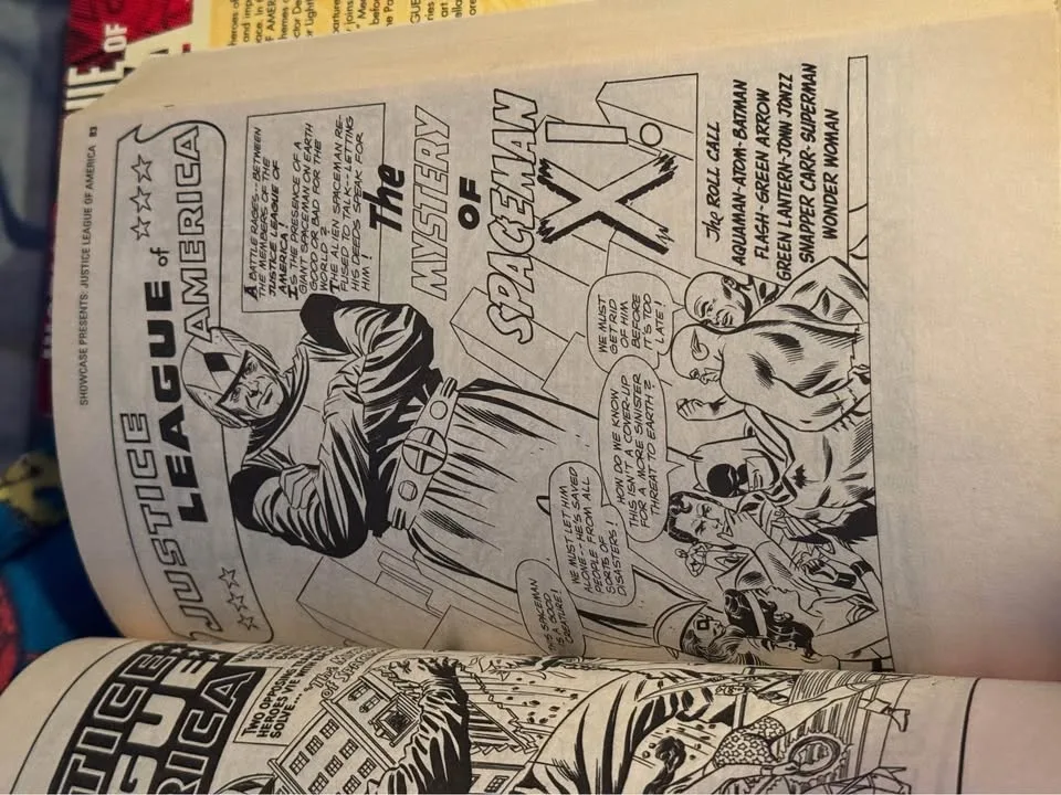 Justice League of America DC Showcase 2 and 4. Very good. image indicator(7)