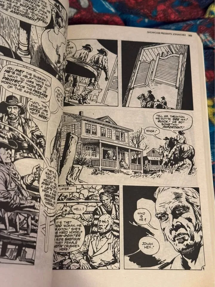 Jonah Hex DC. Showcase 1. Very good condition. Hard to find. image indicator(3)