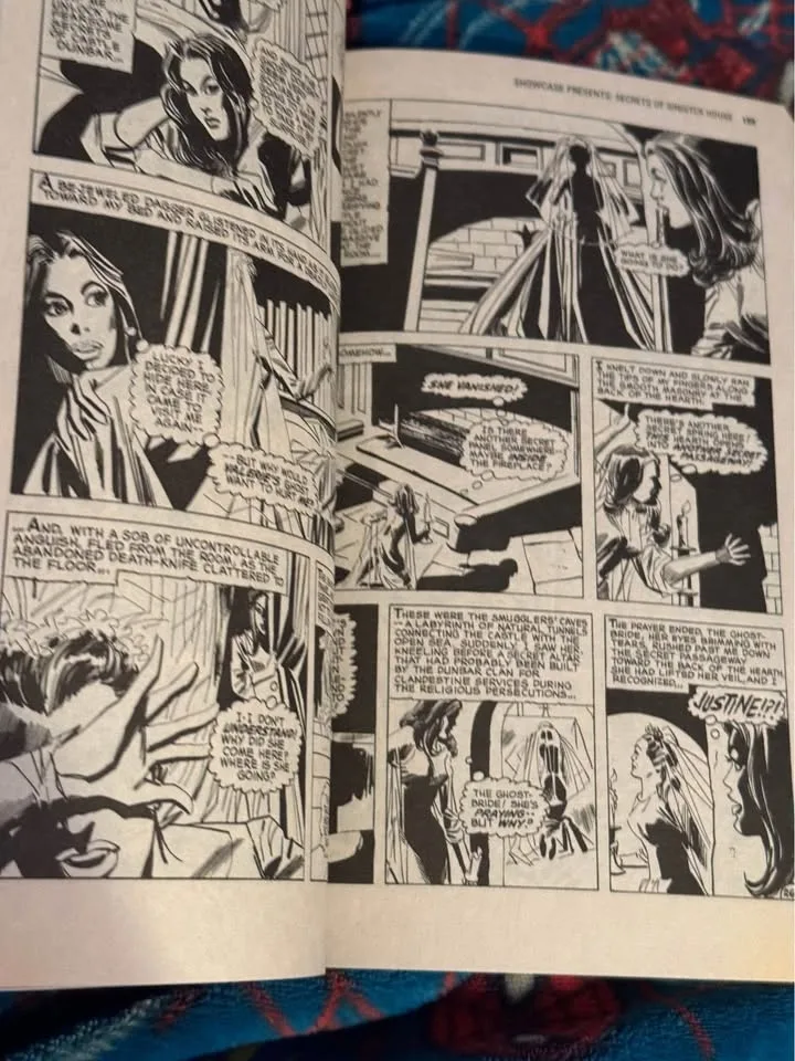 Secrets of Sinister House. DC Showcase. OOP. Very good image indicator(2)