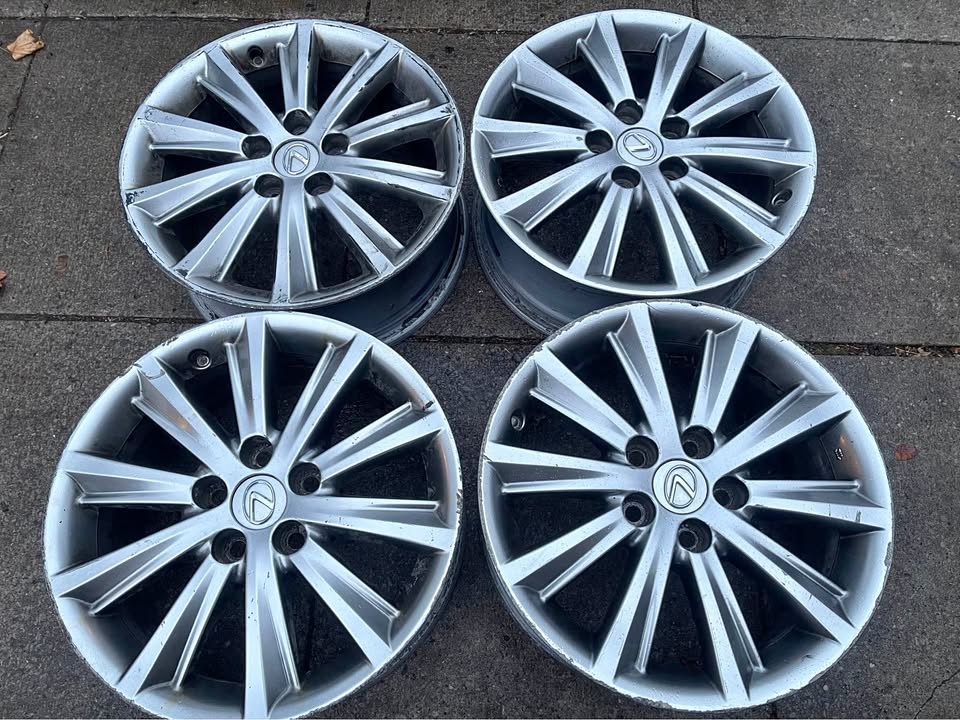 Lexus 17” Wheels