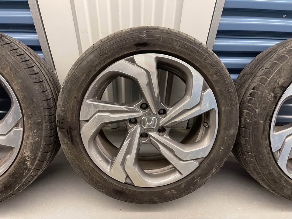 Honda Accord 17” All season wheels - photo 4