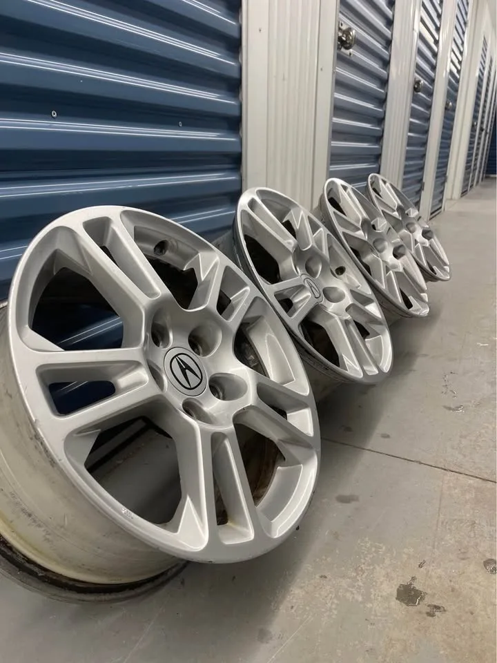 Acura TL 17” inch Wheels image indicator(8)