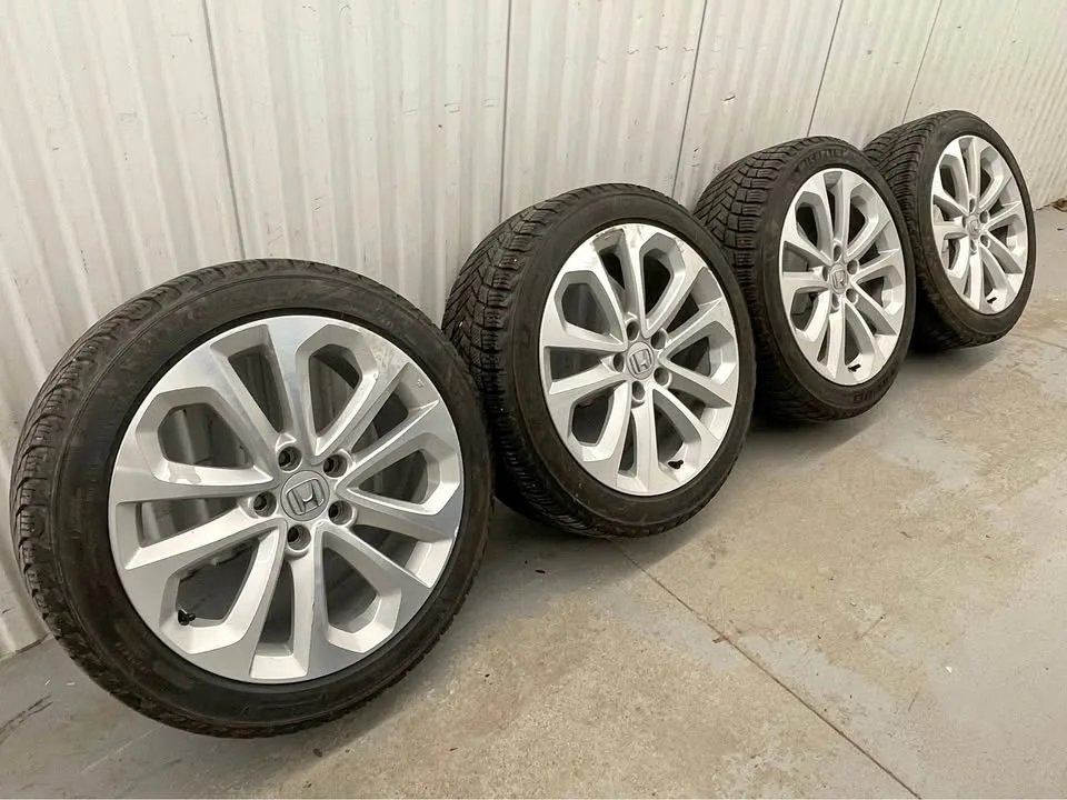 Honda Accord 18” Winter Wheels W/Michelin tires